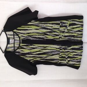 Cherokee Green Black Zebra Knit Side Scrub Top Size Medium